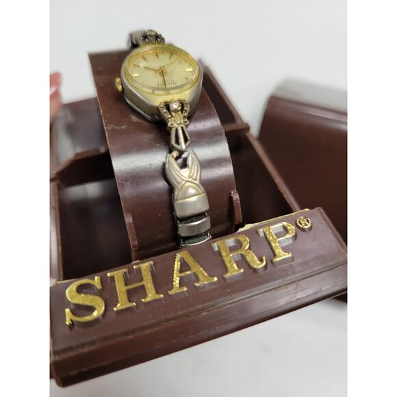 Vintage 1950s 1960s Sharp Women's Bracelet Watch Quartz Expansion Band - Picture 1 of 7